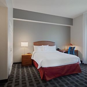 Queen Suite